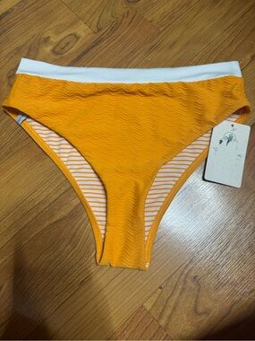 Body glove bikini bottom